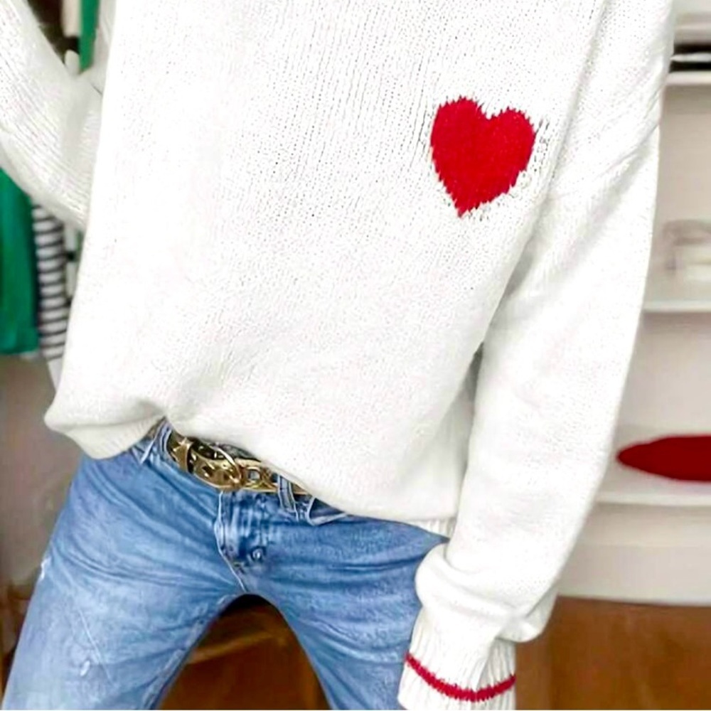 SHEIN Bright White Heart Sweater ♥️‎ Brand New!! Size Large